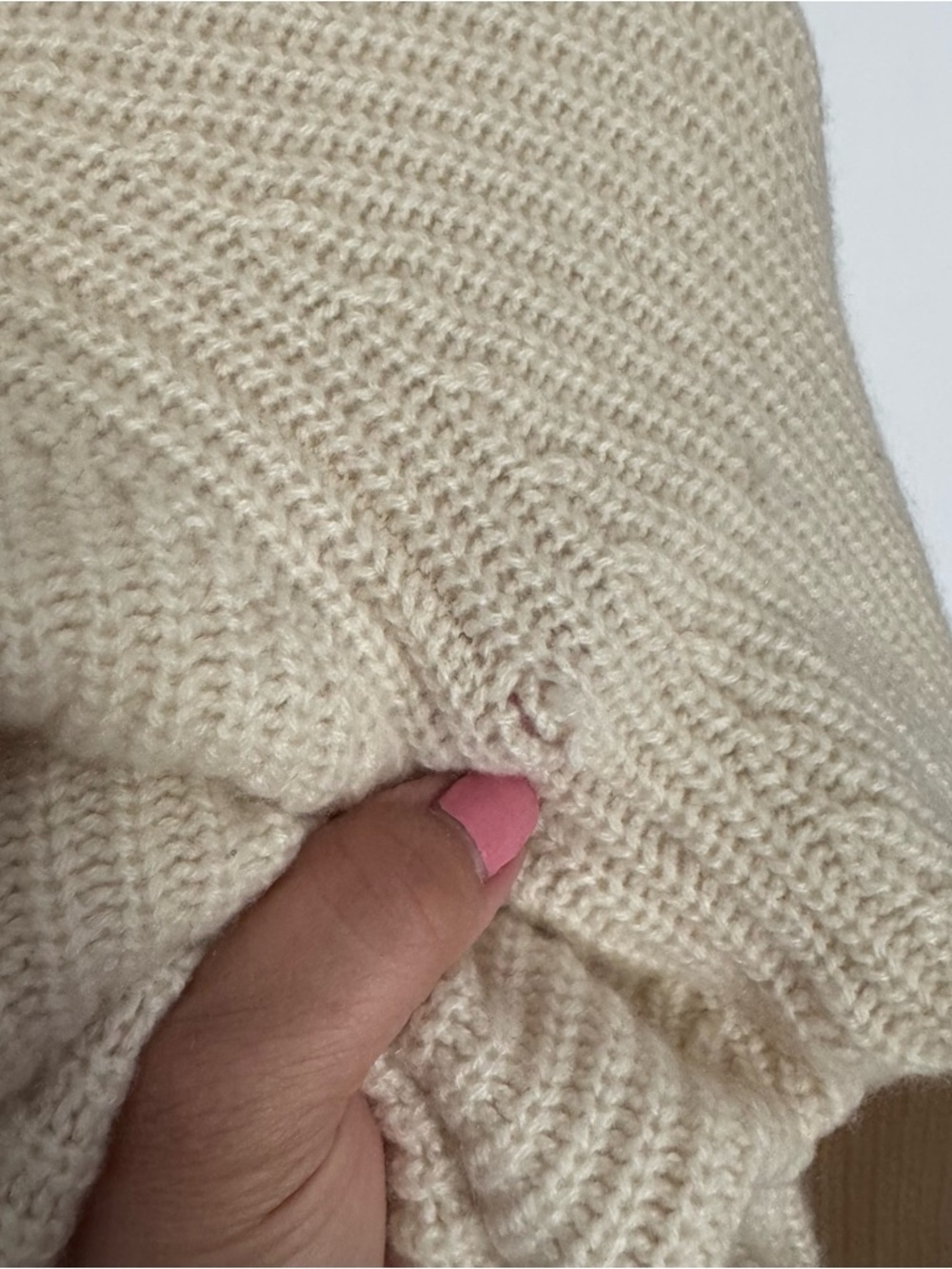 Jenni Kayne Women’s Cream Crewneck Ribbed cashmere Sweater small - Picture 6 of 8